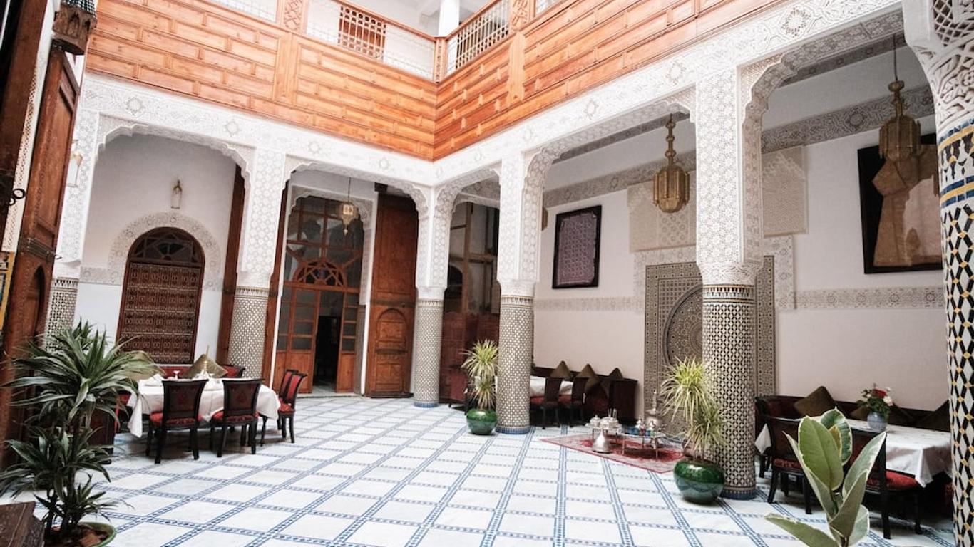 Riad Dar Dmana