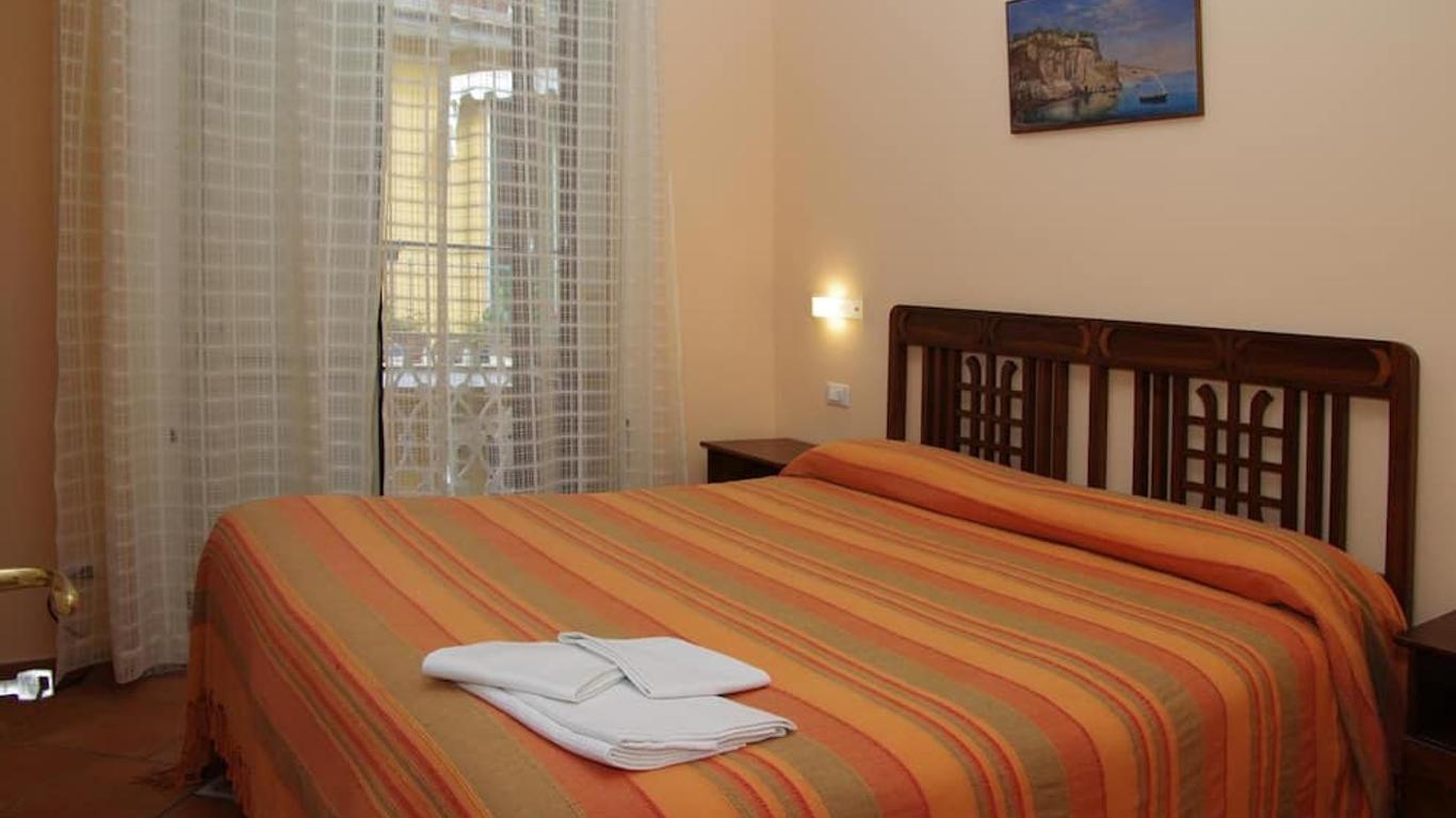 Dolcevitasorrento Guest House