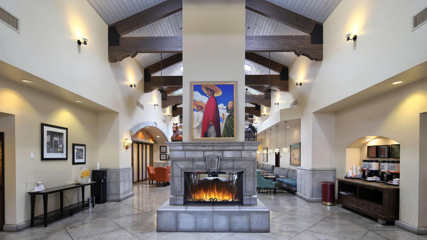 Hampton Inn & Suites Tucson-Mall